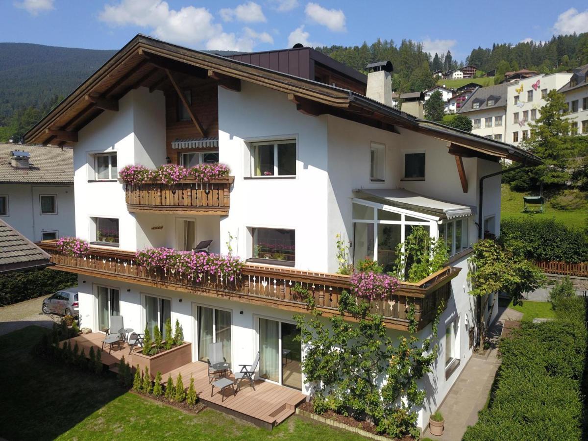 Apartments Montblanc Sella Ortisei Extérieur photo